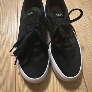 Adidas casual sneakers